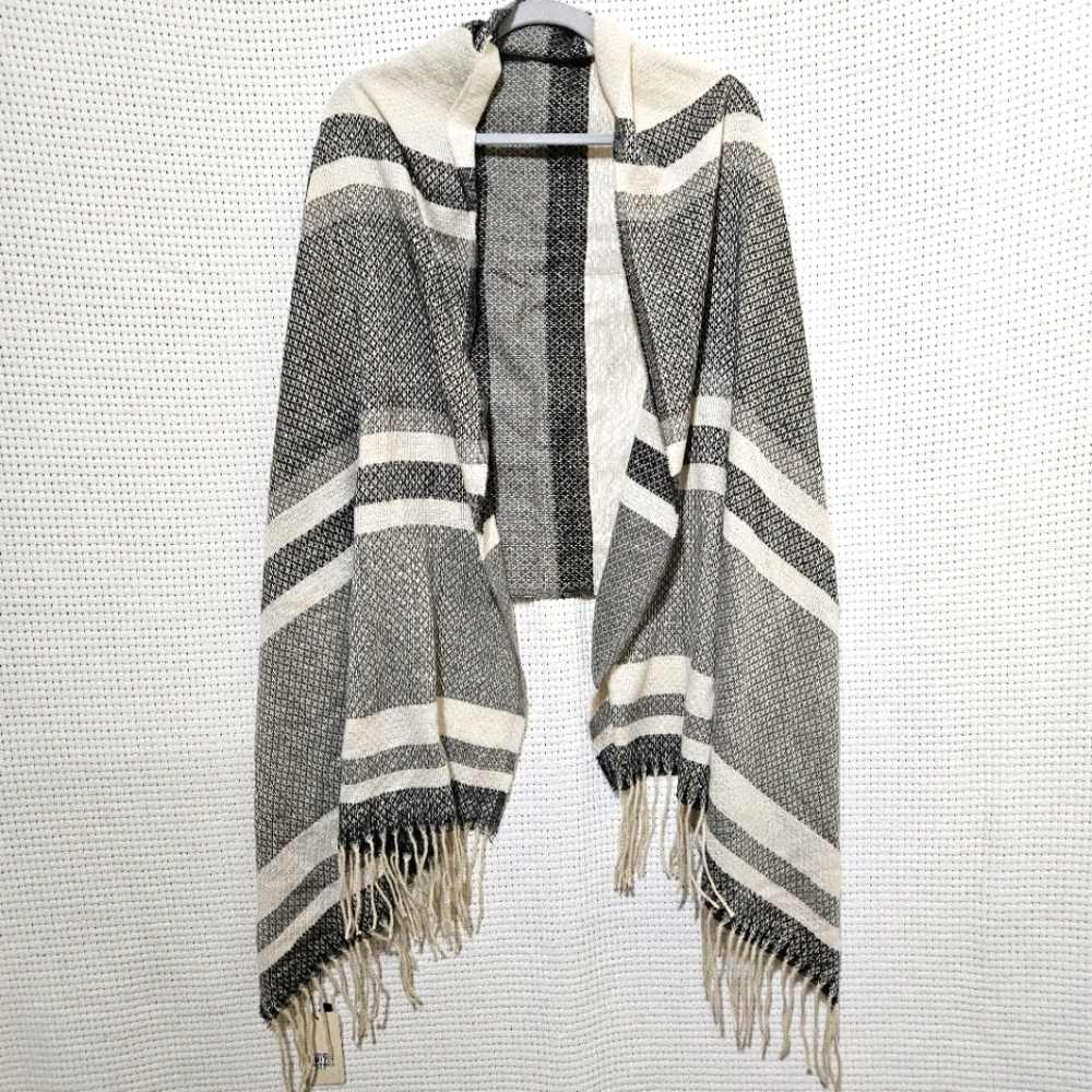 NWT Cherie Bliss Gray and White Striped Shawl/Scarf with Fringe